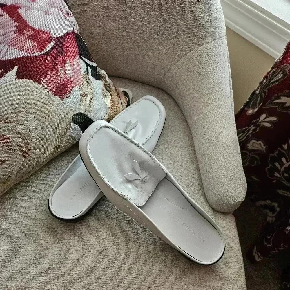 Antonio Melani White Leather Preppy Womens Loafers Sz 9.5